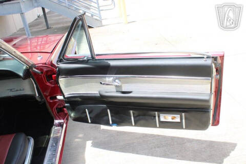 1963 Ford Thunderbird