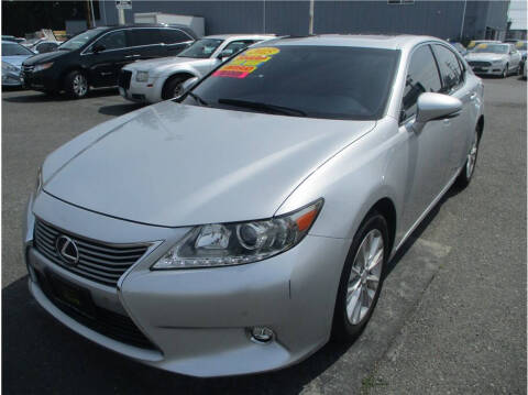 2015 Lexus ES 300h