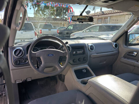 2005 Ford Expedition XLT