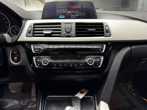 2018 BMW 3 Series 320i