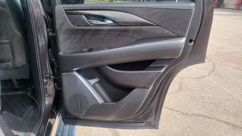 2018 Cadillac Escalade Platinum