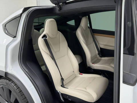 2020 Tesla Model X Long Range Plus