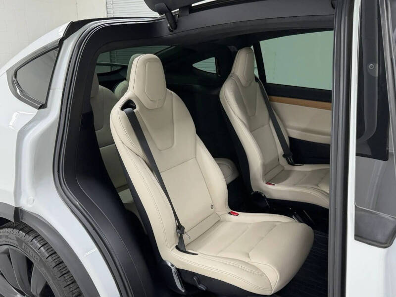 2020 Tesla Model X Long Range Plus