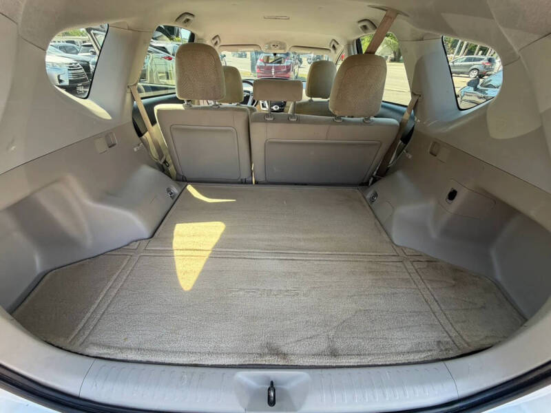 2012 Toyota Prius v