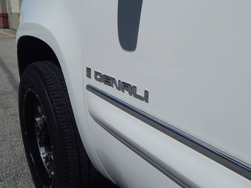 2007 GMC Yukon Denali