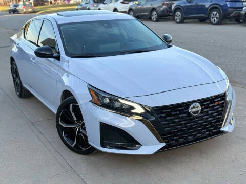 2025 Nissan Altima 2.5 SR