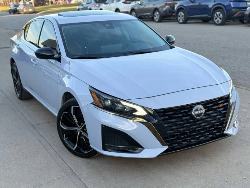 2025 Nissan Altima 2.5 SR