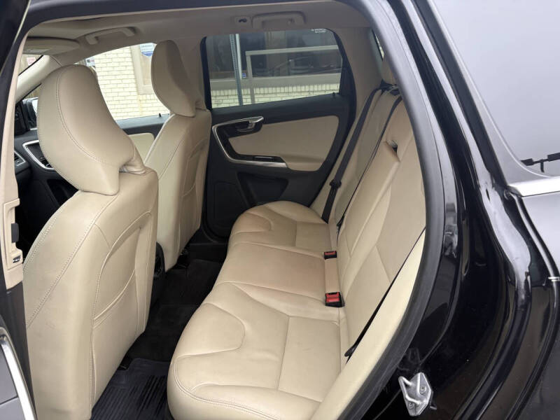 2016 Volvo XC60 T6