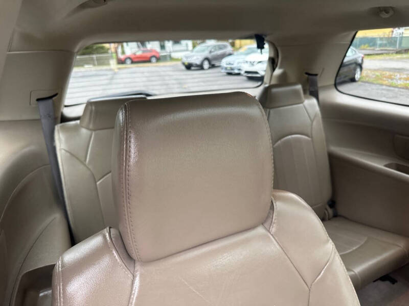 2016 GMC Acadia Denali