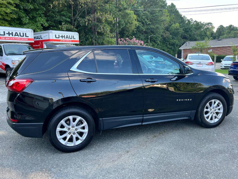 2020 Chevrolet Equinox LT photo 3