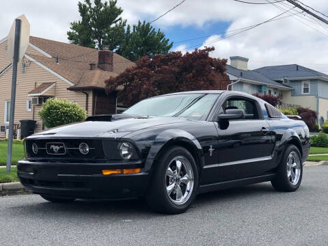 2006 Ford Mustang for sale at Reis Motors LLC in Lawrence NY