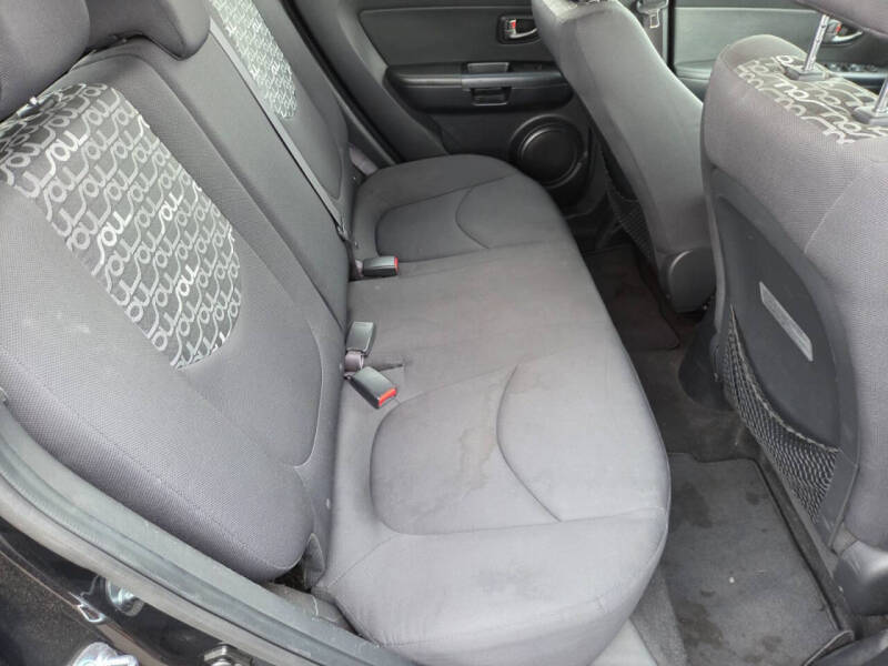 2011 Kia Soul +