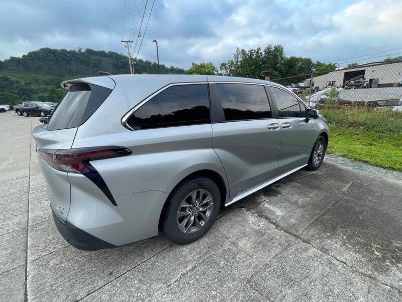 2023 Toyota Sienna