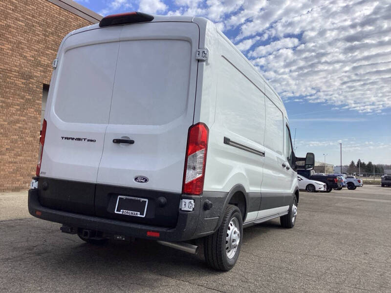 2026 Ford Transit 250