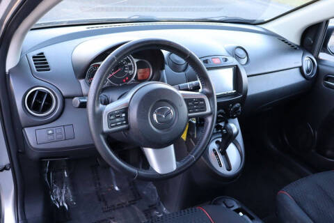 2012 Mazda MAZDA2 Touring