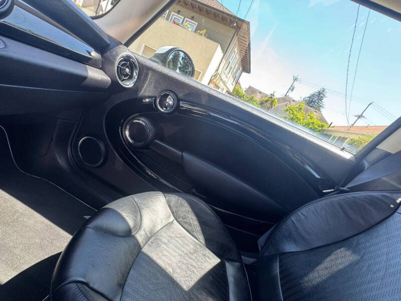 2012 MINI Cooper Hardtop