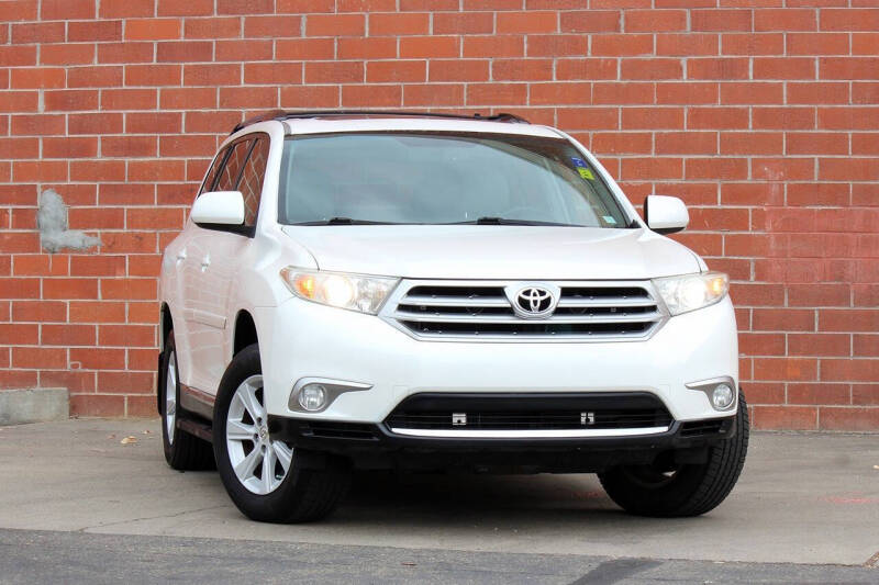 2012 Toyota Highlander SE