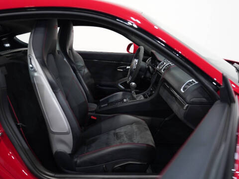 2015 Porsche Cayman GTS