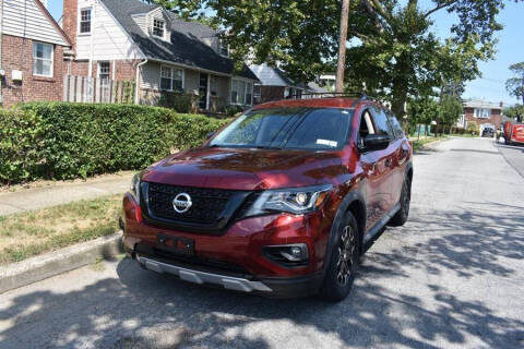 2020 Nissan Pathfinder SV