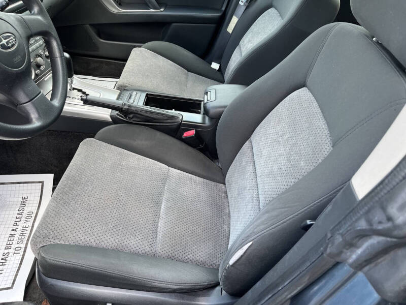 2005 Subaru Outback 2.5i