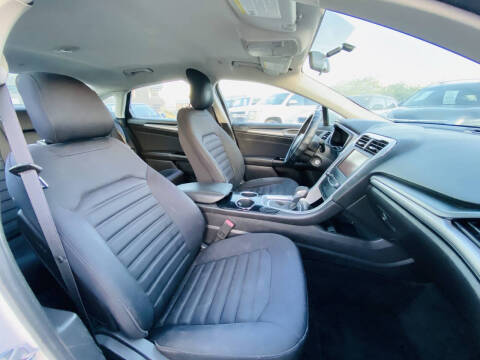 2013 Ford Fusion Hybrid SE