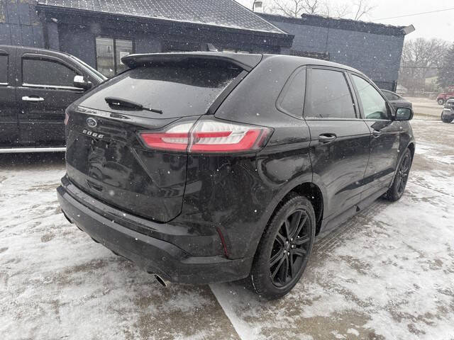 2021 Ford Edge