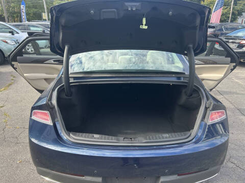 2017 Lincoln MKZ Select