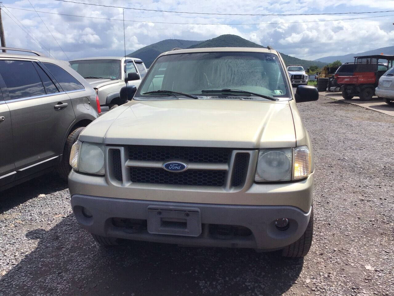 Beige 2001 Ford Explorer Sport Base 2WD 2dr SUV 2