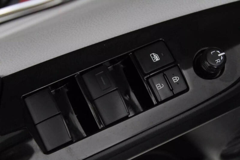 2022 Toyota Prius XLE AWD-e