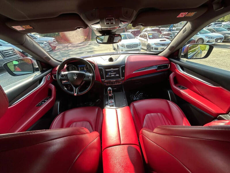 2017 Maserati Levante S