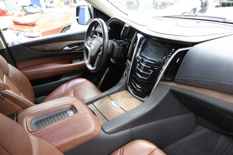 2020 Cadillac Escalade ESV Premium Luxury