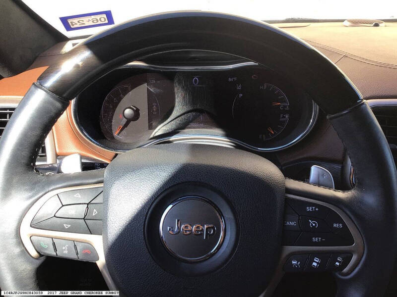 2017 Jeep Grand Cherokee Summit