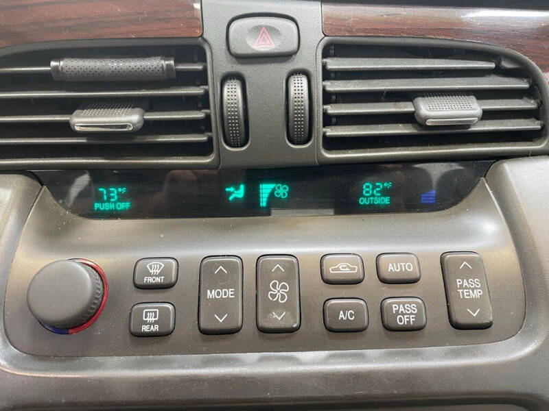 2003 Cadillac DeVille DHS