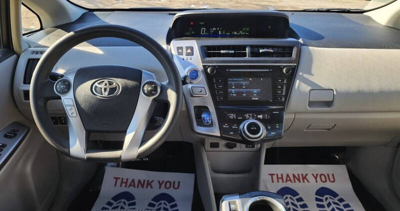 2016 Toyota Prius v Two