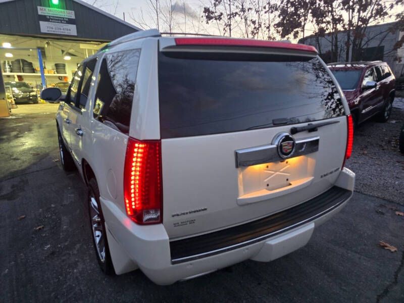 2013 Cadillac Escalade Platinum Edition