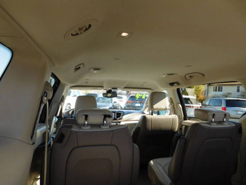 2019 Chrysler Pacifica Touring L