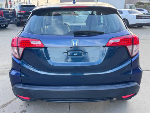 2017 Honda HR-V LX