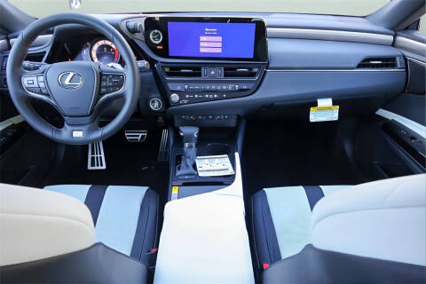 2025 Lexus ES 350 F SPORT Handling