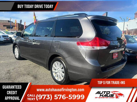 2014 Toyota Sienna