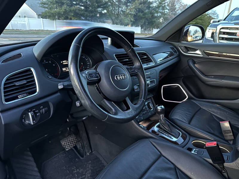 2016 Audi Q3 2.0T quattro Prestige