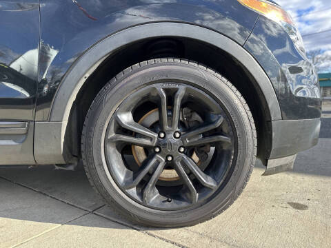 2014 Ford Explorer Sport