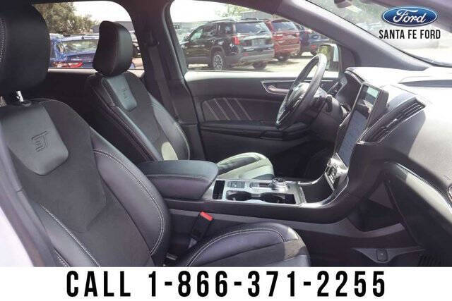 2022 Ford Edge ST