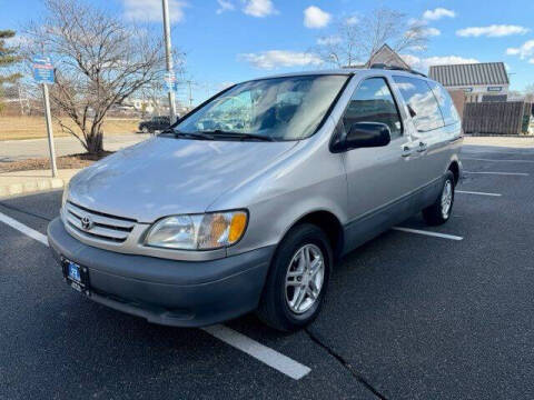 2002 Toyota Sienna CE