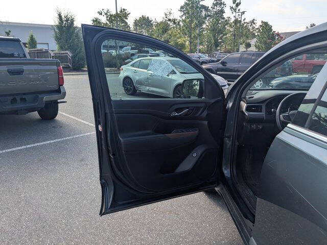2020 GMC Acadia SLE