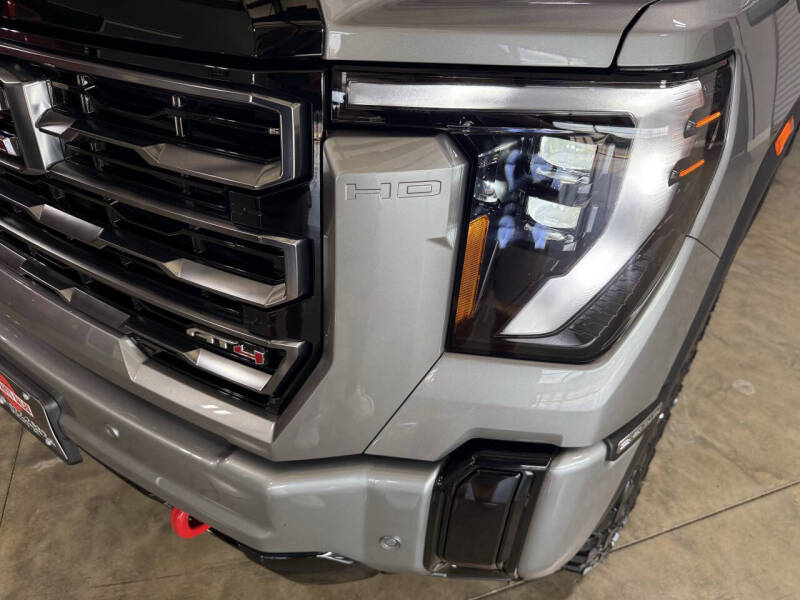 2025 GMC Sierra 2500HD AT4
