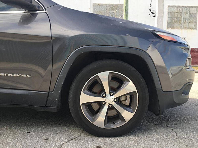 2016 Jeep Cherokee Latitude 75th Anniversary