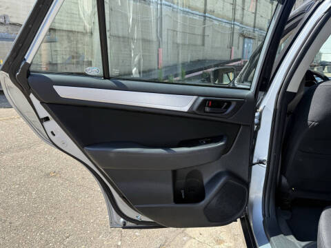 2017 Subaru Outback 2.5i