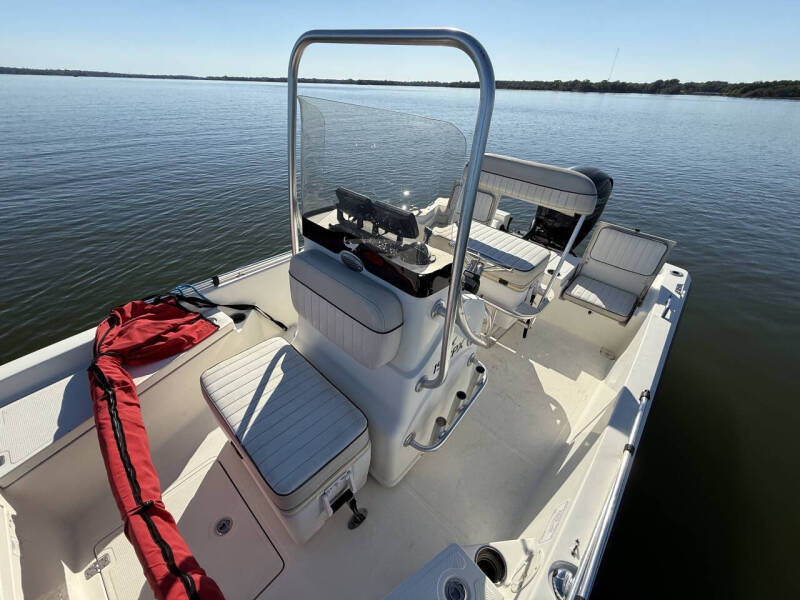 2015 Mako 19 CPX