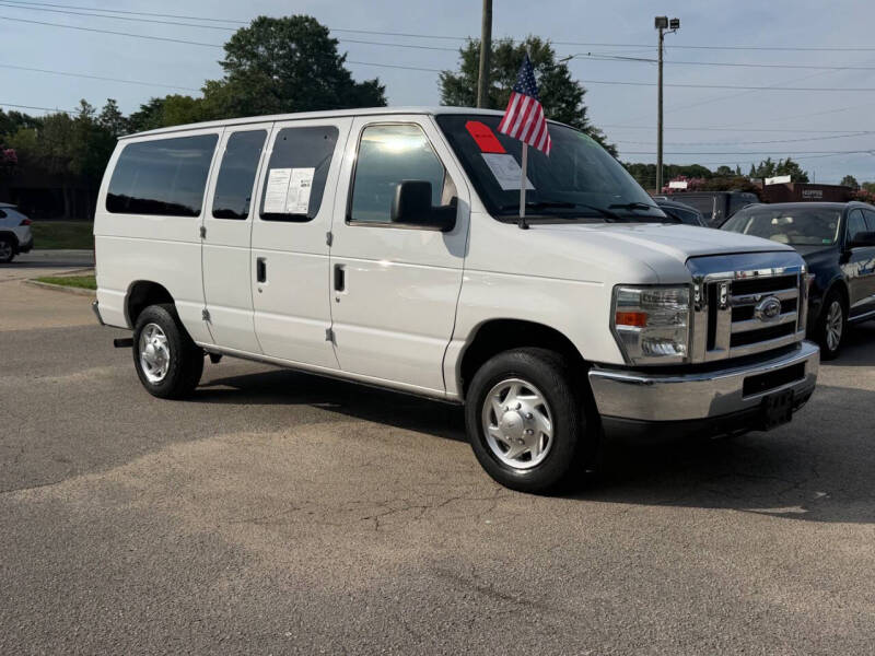 2010 Ford E-Series E-350 SD XL