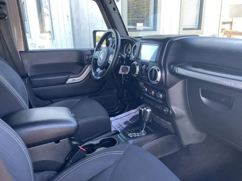 2016 Jeep Wrangler Unlimited Sahara